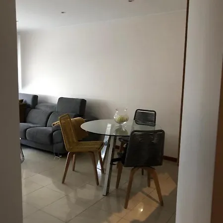 Apartamento De Verano, En Segunda Linea De Playa Y Pista De Tenis, Cuenta Con Plaza De Garaje * Sanxenxo